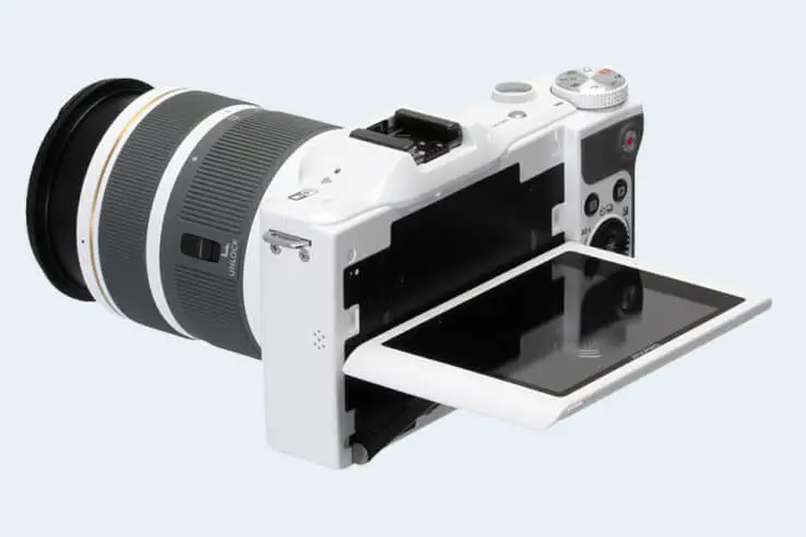 articulated screen