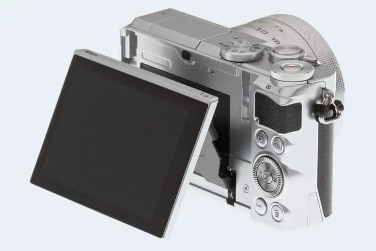 articulated screen