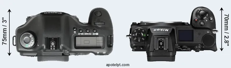 Compare 5D versus Z6 II top