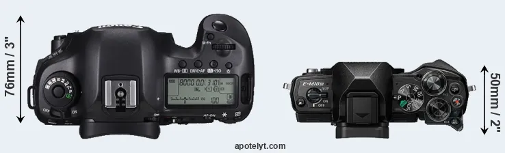 Compare 5DS versus E-M10 III top