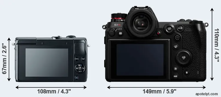 Comparison M100 or S1R rear