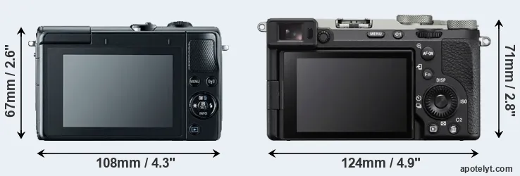 Comparison M100 or A7C R rear