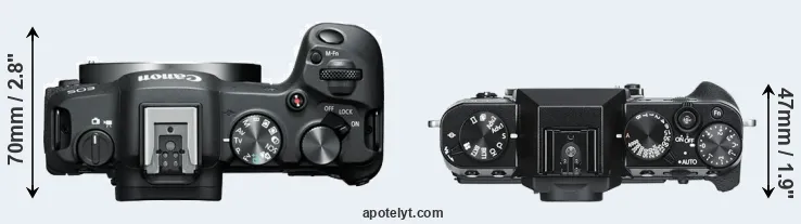 Compare R8 versus X-T30 top