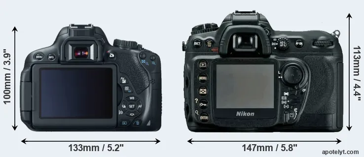 Comparison T4i or D200 rear