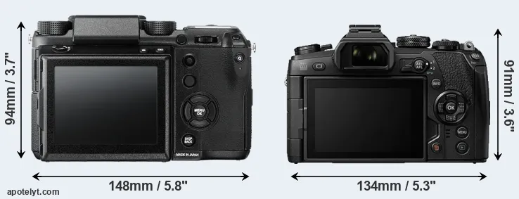 Comparison GFX 50S or E-M1 II rear