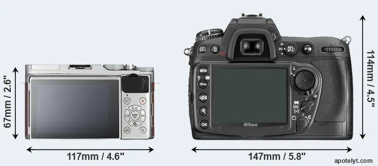 Comparison X-A3 or D300 rear