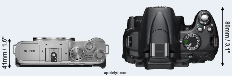 Compare X-A7 versus D5000 top
