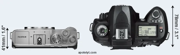Compare X-A7 versus D70s top