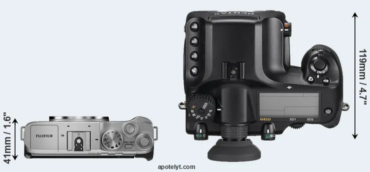 Compare X-A7 versus 645D top