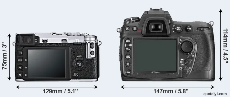 Comparison X-E1 or D300 rear