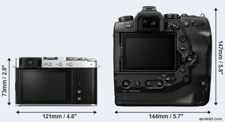 Comparison X-E4 or E-M1X rear