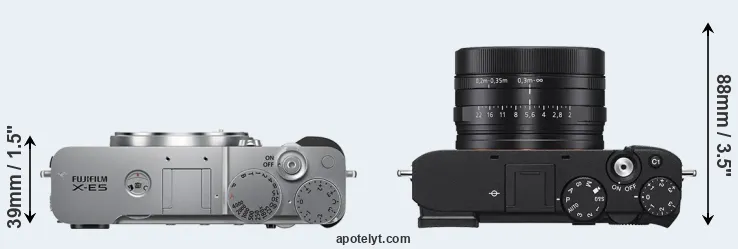 Compare X-E5 versus RX1R III top