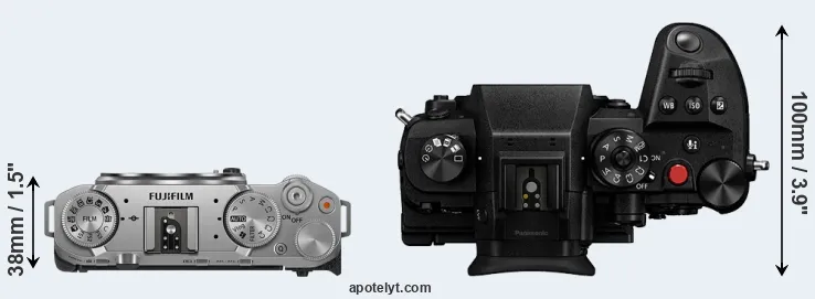 Compare X-M5 versus GH6 top