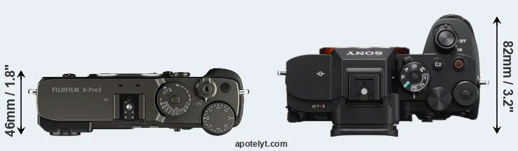 Compare X-Pro3 versus A7R V top