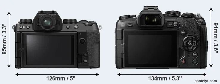Comparison X-S10 or E-M1 II rear