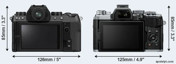 Comparison X-S10 or E-M5 III rear