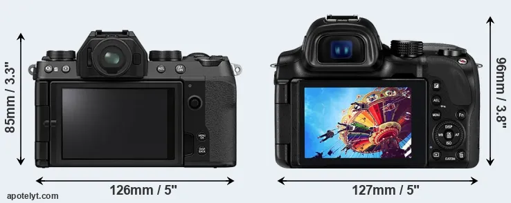 Comparison X-S10 or NX30 rear