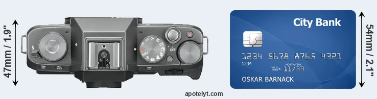 X-T100 versus credit card top view