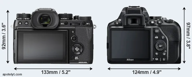 Comparison X-T2 or D3500 rear