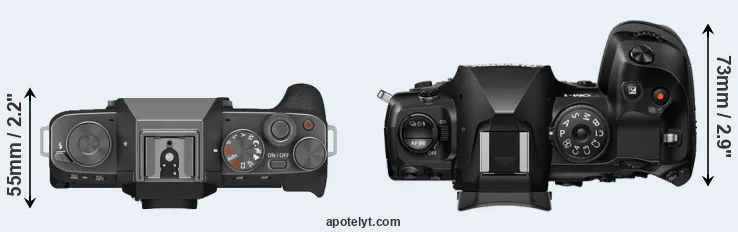 Compare X-T200 versus OM-1 II top