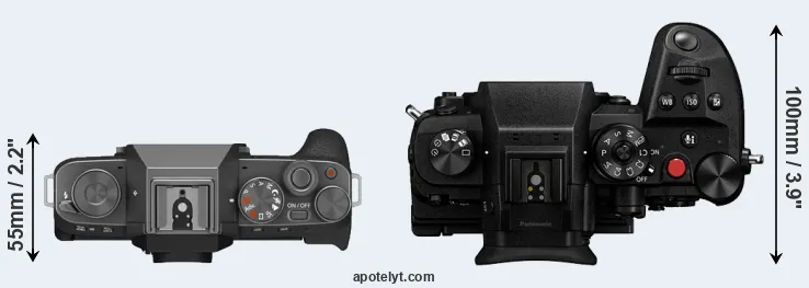 Compare X-T200 versus GH6 top