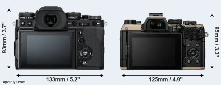 Comparison X-T3 or OM-5 II rear
