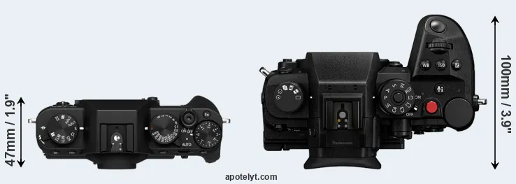 Compare X-T30 II versus GH7 top