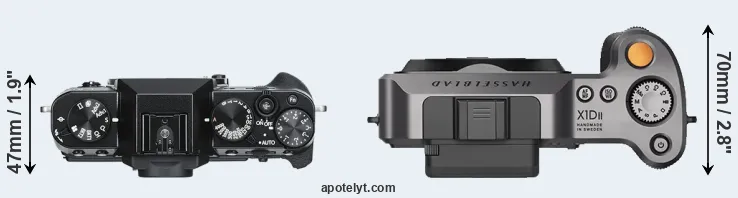 Compare X-T30 versus X1D II top