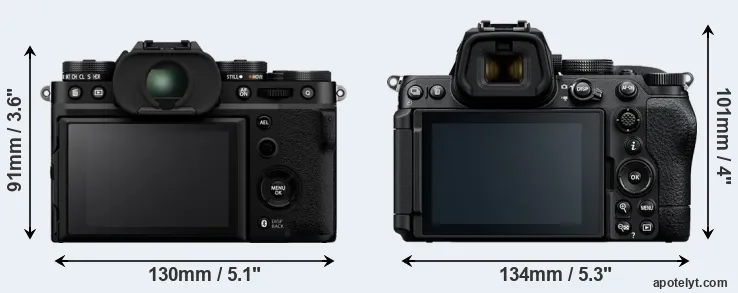 Comparison X-T5 or Z5 II rear