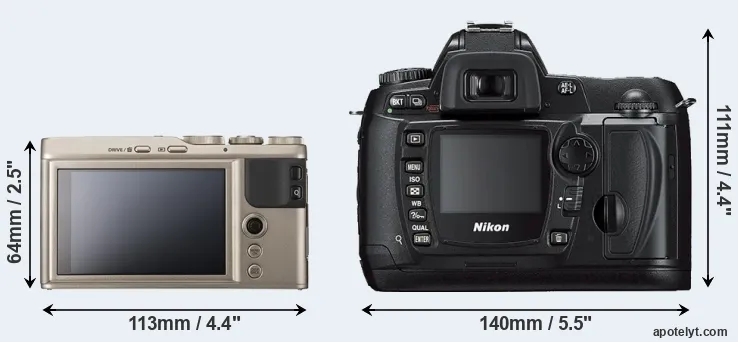 Comparison XF10 or D70s rear