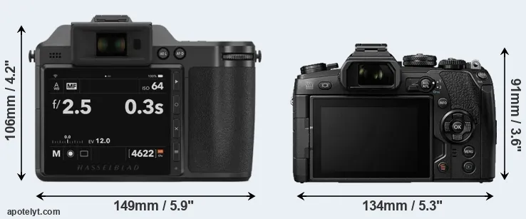 Comparison X2D 100C or E-M1 II rear