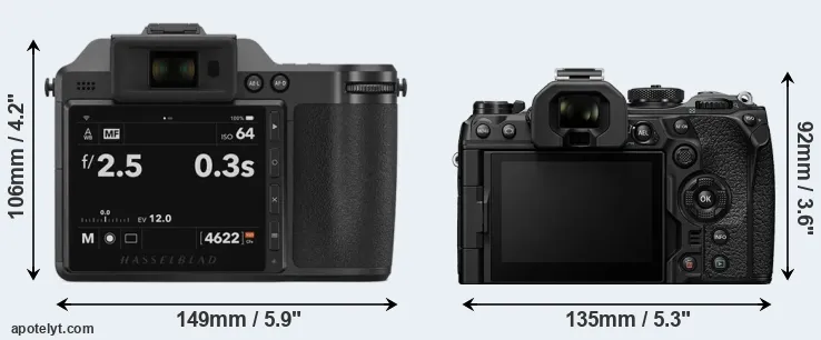 Comparison X2D 100C or OM-1 rear