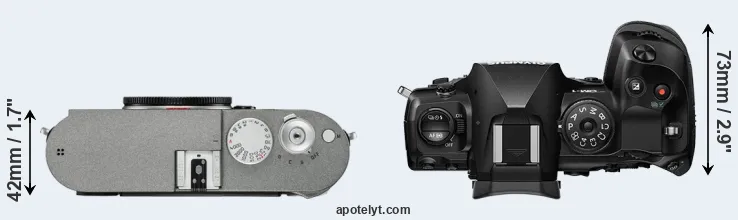 Compare M-E Typ 240 versus OM-1 top
