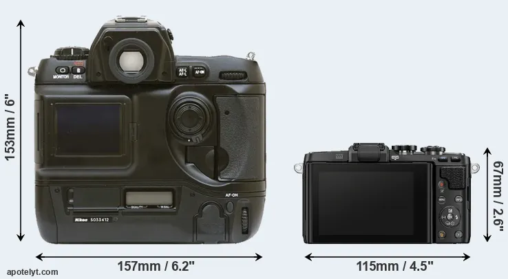 Comparison D1 or E-PL7 rear