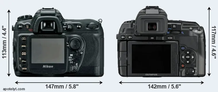 Comparison D200 or E-5 rear