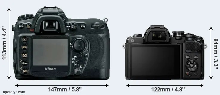 Comparison D200 or E-M10 III rear