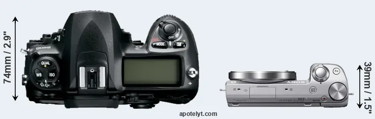 Compare D200 versus NEX-5T top