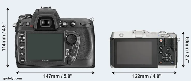 Comparison D300 or E-P5 rear