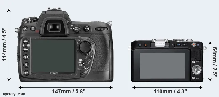 Comparison D300 or E-PL3 rear