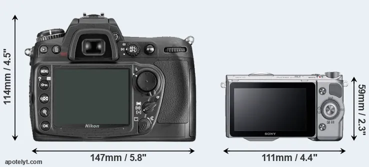 Comparison D300 or NEX-5T rear