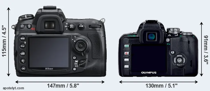 Comparison D300S or E-400 rear