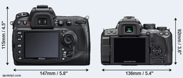 Comparison D300S or E-510 rear