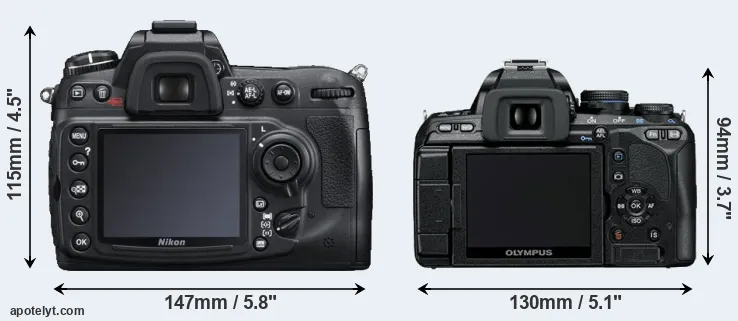 Comparison D300S or E-600 rear