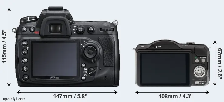 Comparison D300S or GF5 rear