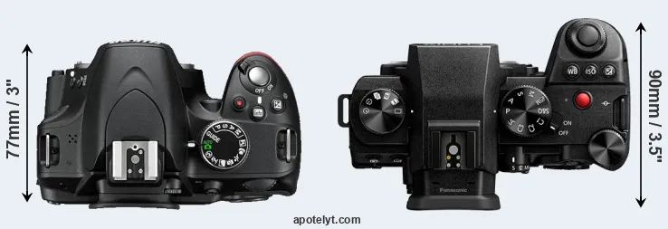 Compare D3200 versus S5 II top