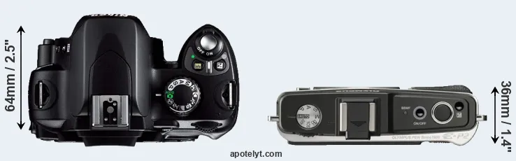 Compare D40 versus E-P2 top