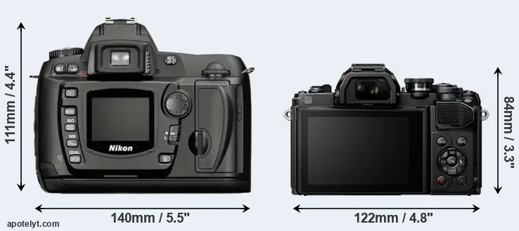 Comparison D70 or E-M10 III rear