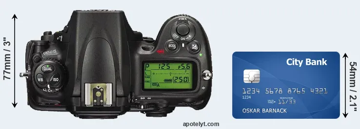 D700 versus credit card top view