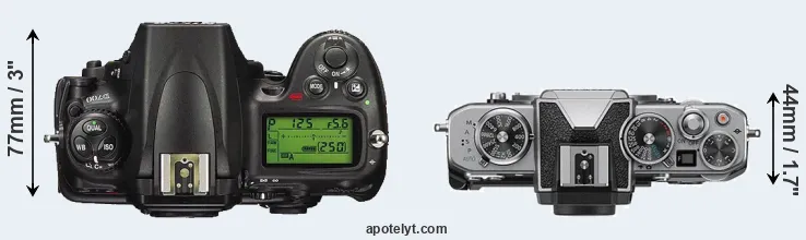 Compare D700 versus Z fc top