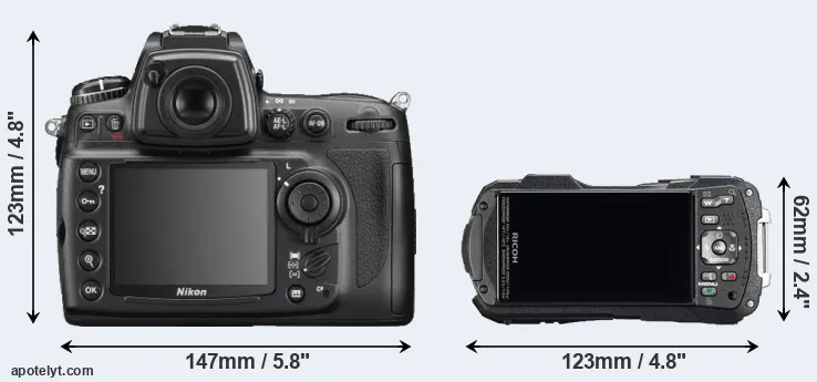 Comparison D700 or WG-60 rear